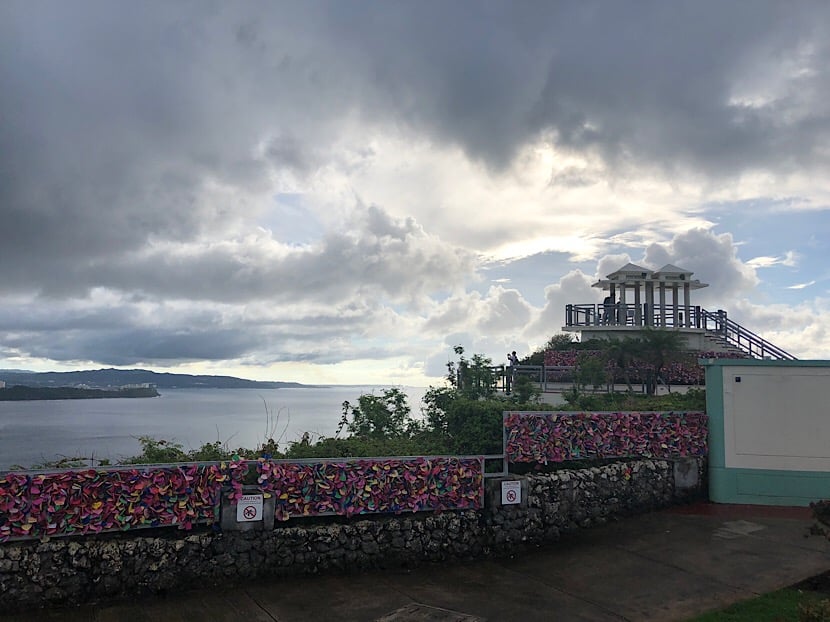 two lovers point heart lock