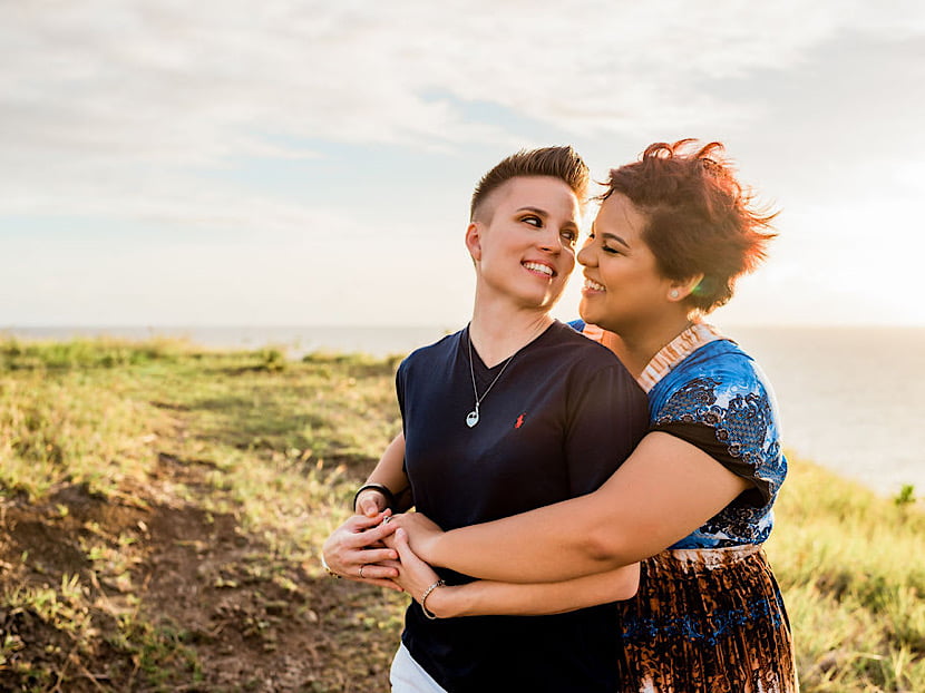 makeup hairstyling couple